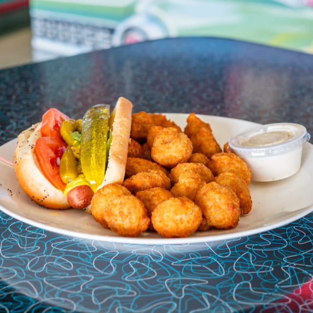 Chicago Hot Dog.