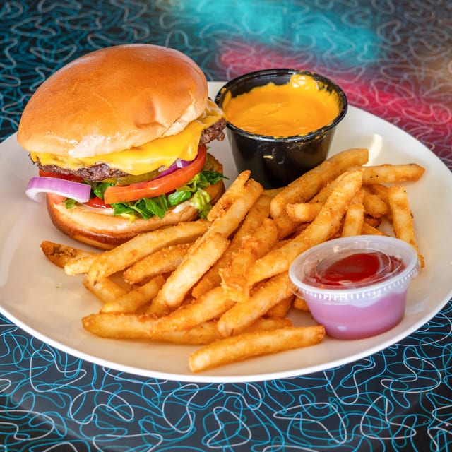 1/3 Lb Cheeseburger.
